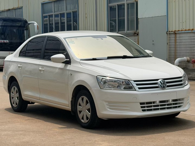 Volkswagen Santana 2015 car image 