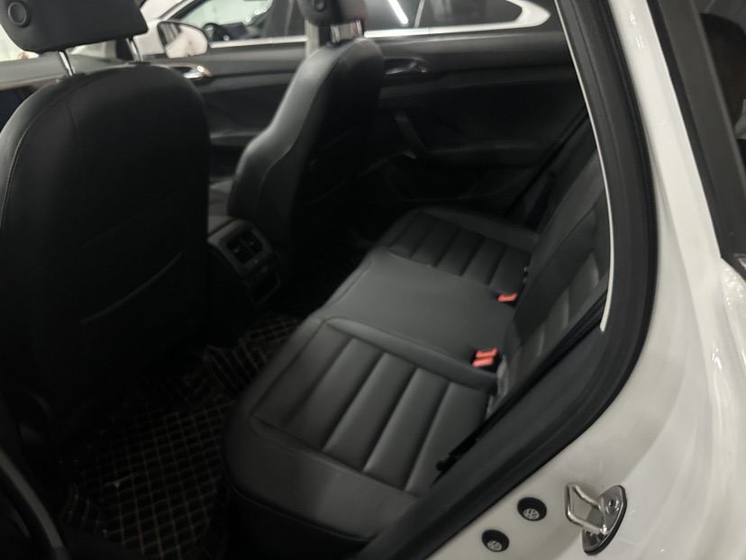 Volkswagen Tharu 2022 car image #4
