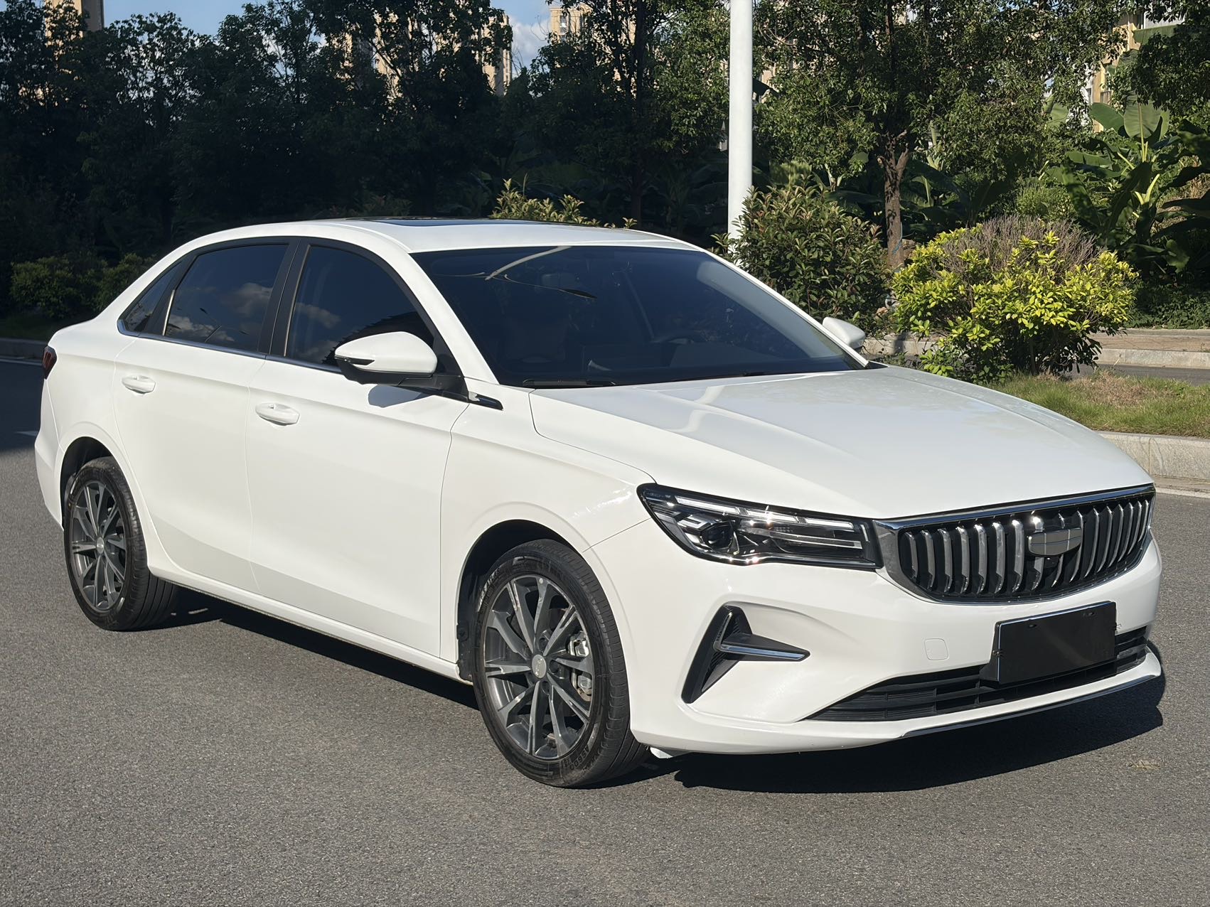 GEELY Emgrand 2026 immagine di auto #3