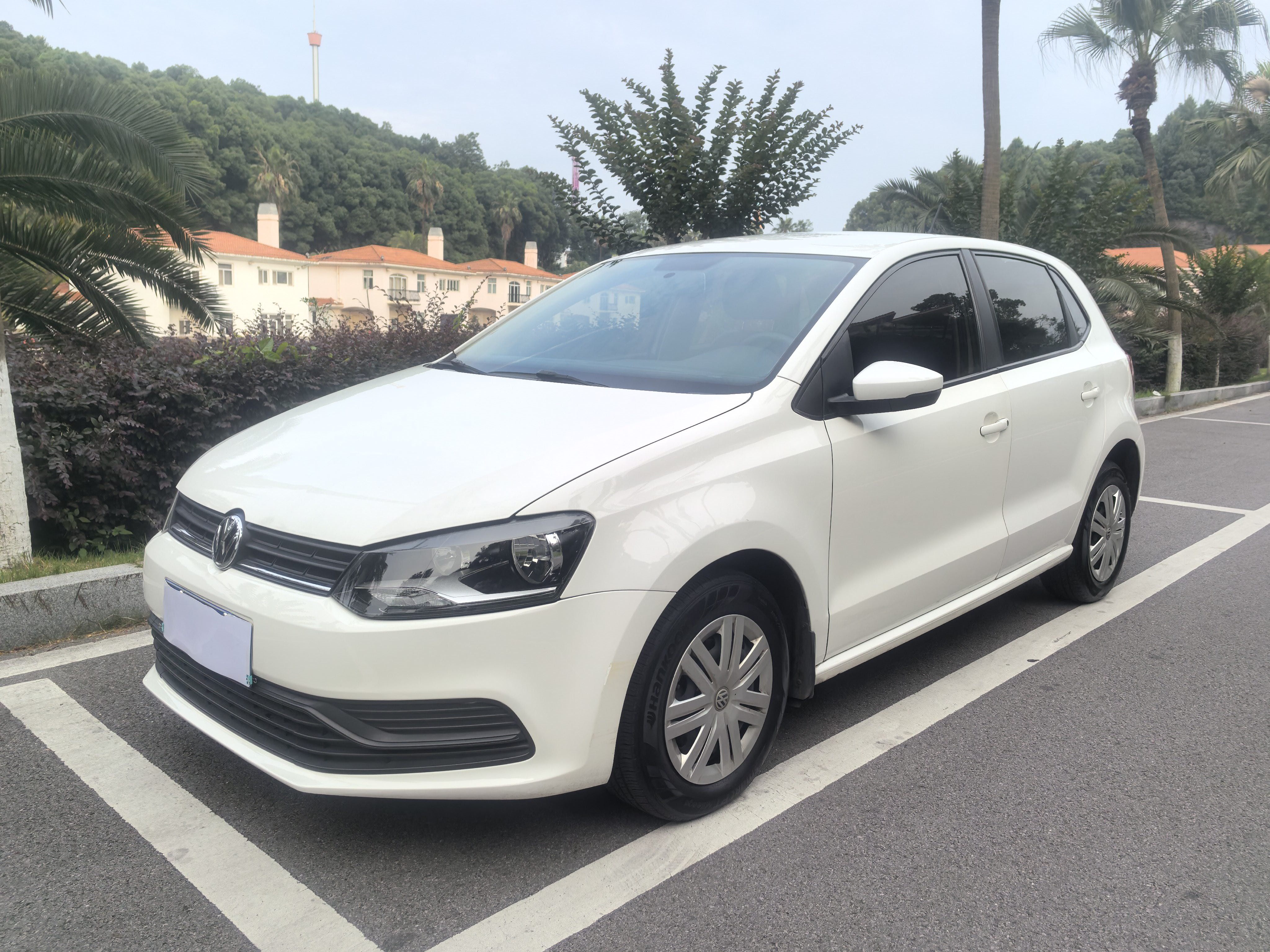 Volkswagen Polo 2016 Volkswagen Polo 2016 car image