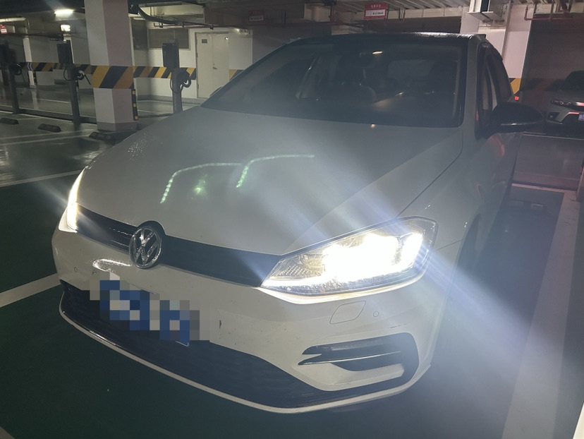 Volkswagen Golf 2019 car image 