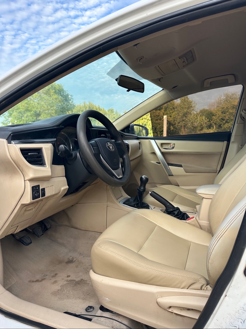 Toyota Corolla 2015 car image #8