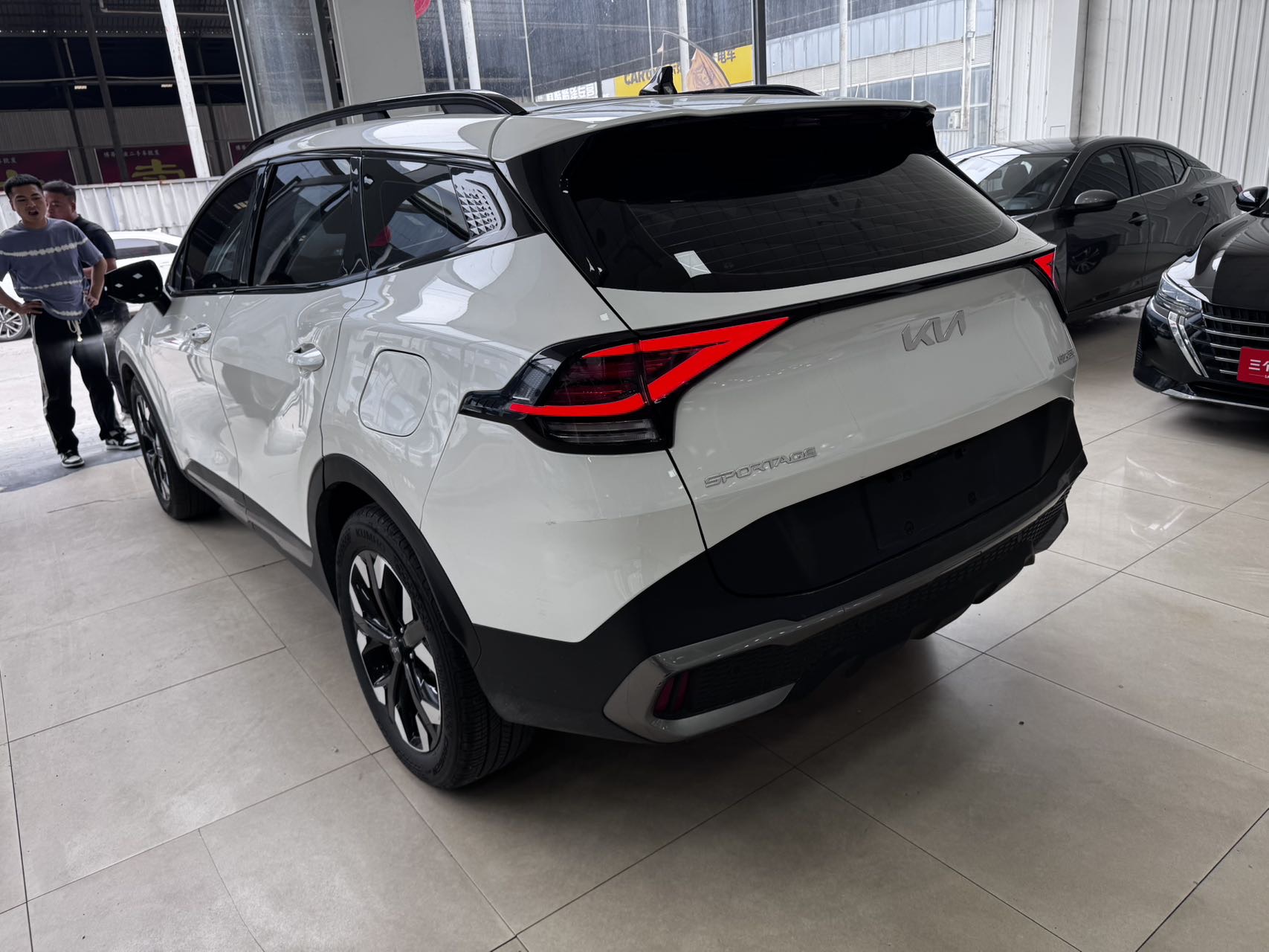 Kia Sportage 2022 car image #6