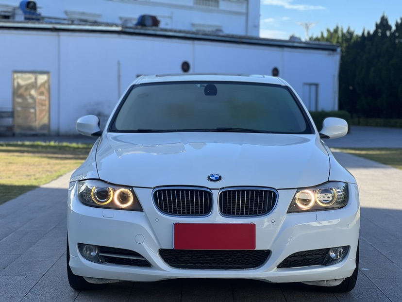 BMW 3 Series (Imported) 2011 #2 BMW 3 Series (Imported) 2011 car image #2
