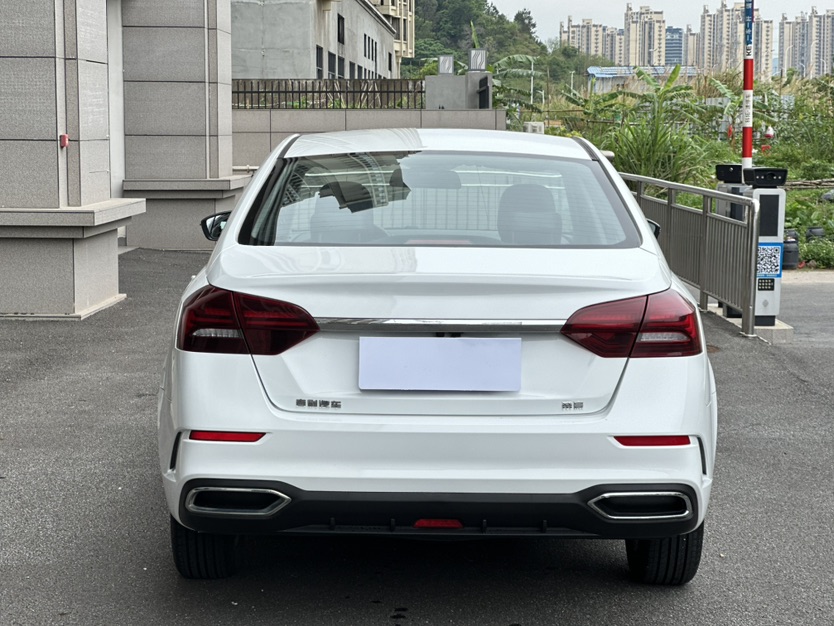 GEELY Emgrand 2022 car image #5