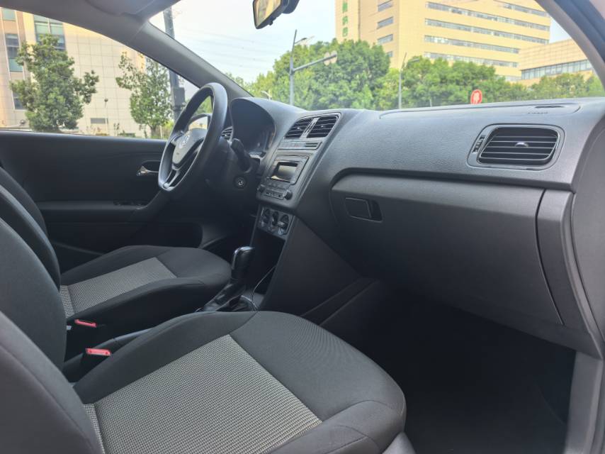 Volkswagen Polo 2017 #9 Volkswagen Polo 2017 car image #9