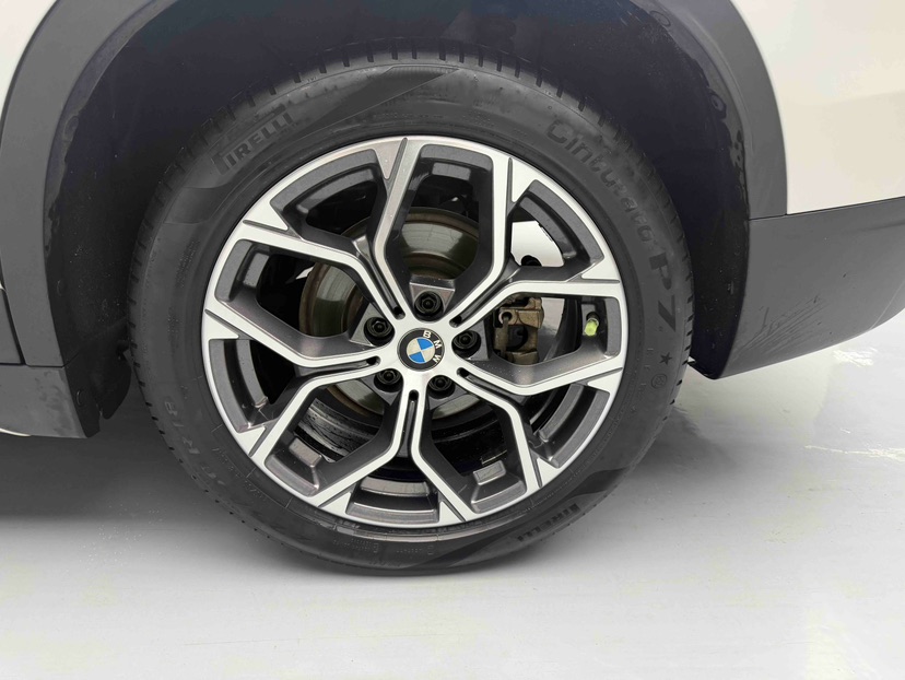 BMW X1 2019 #3 BMW X1 2019 car image #3