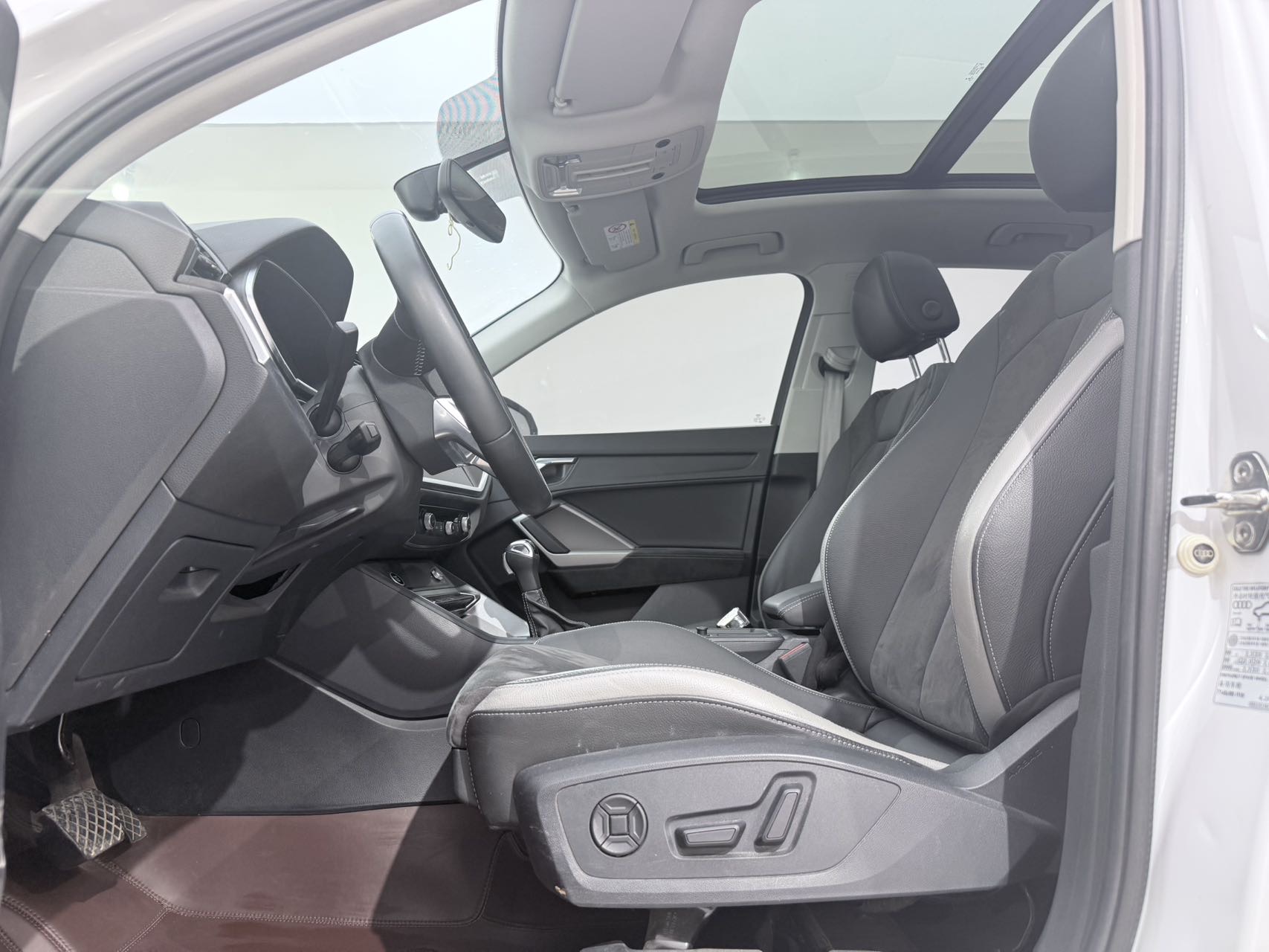 Audi Q3 2021 #7 Audi Q3 2021 car image #7