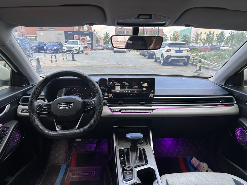 GEELY Emgrand 2022 car image #6