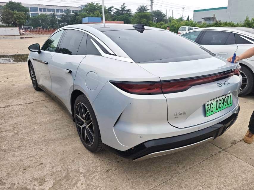 BYD HanL 2025 #6 BYD HanL 2025 صورة سيارة #6