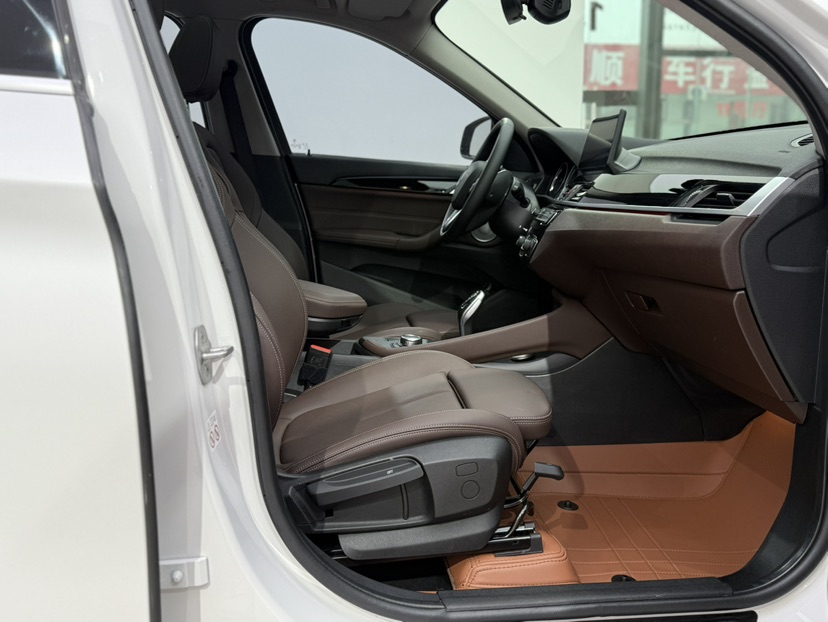 BMW X1 2022 #15 BMW X1 2022 car image #15