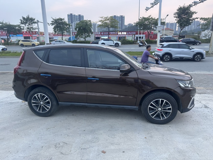 GEELY Vision X6 2019 #4 GEELY Vision X6 2019 immagine di auto #4