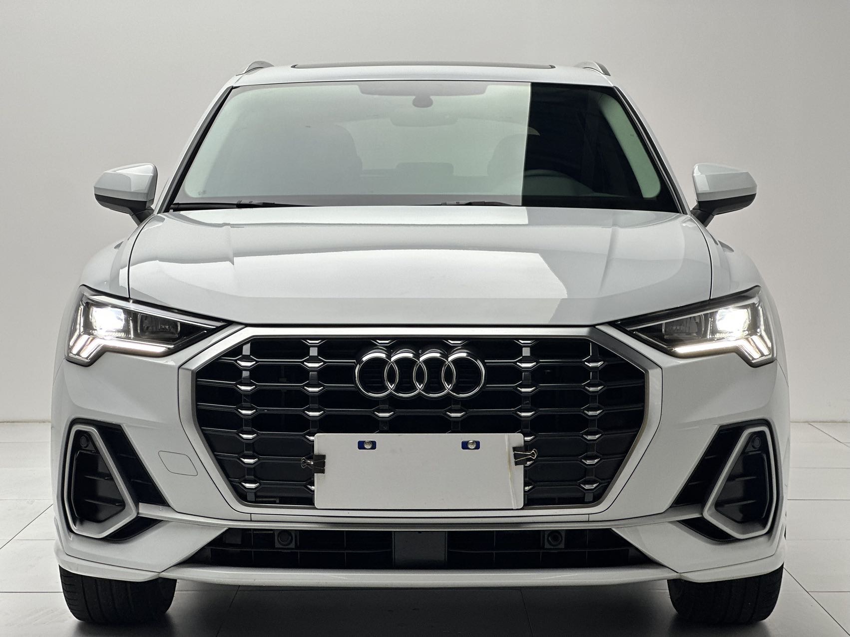 Audi Q3 2022 #2 Audi Q3 2022 car image #2
