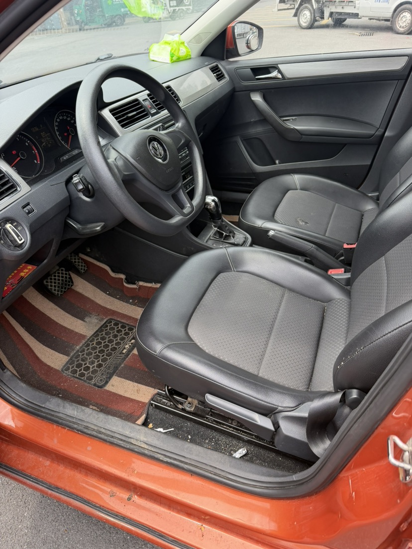 Volkswagen Santana 2015 car image #4
