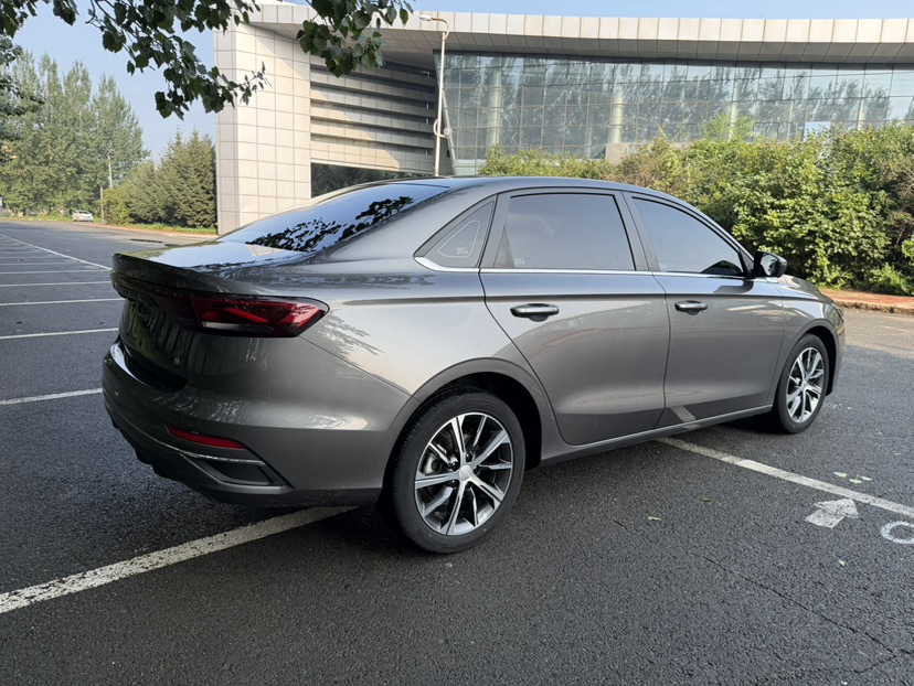 GEELY Emgrand 2023 #9 GEELY Emgrand 2023 car image #9