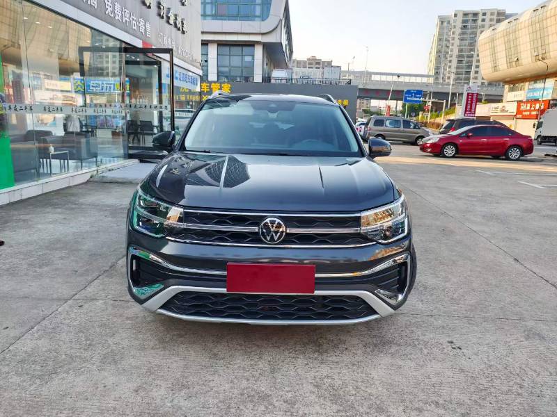 Volkswagen Tharu 2024 car image #2