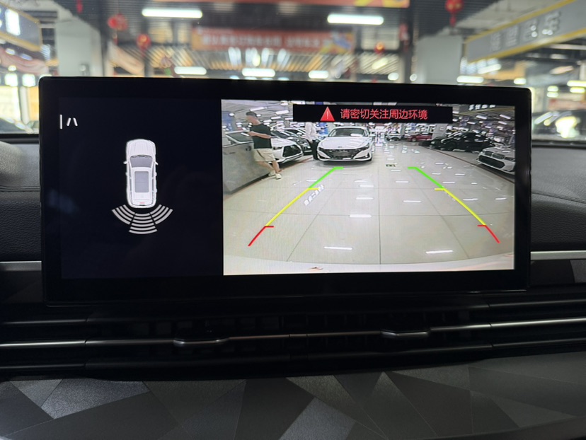 GEELY Vision X6 2023 car image #3
