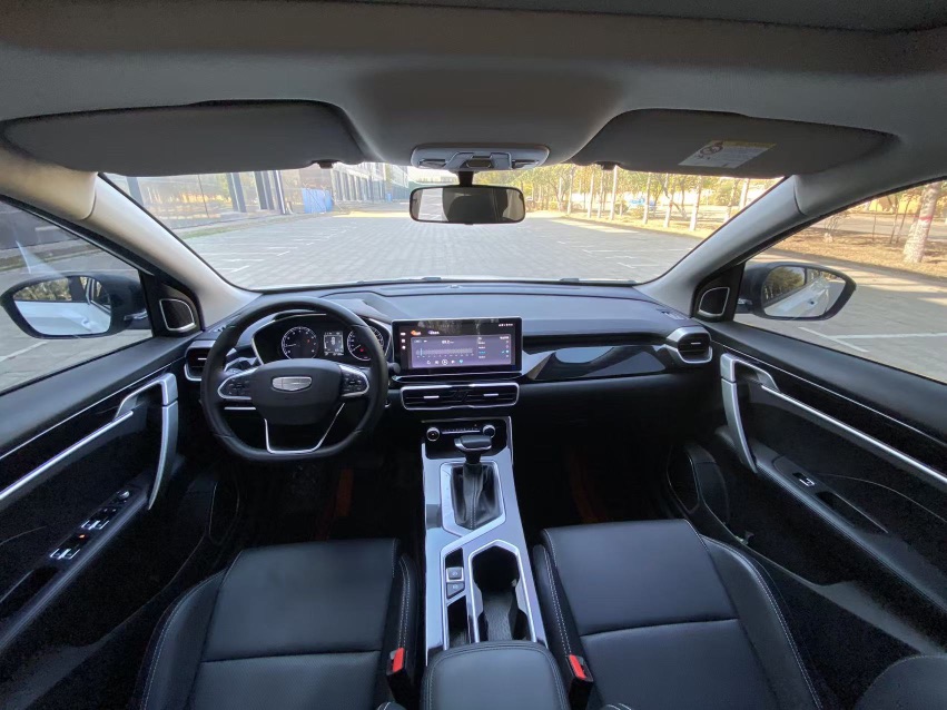 GEELY Coolray 2025 #5 GEELY Coolray 2025 car image #5