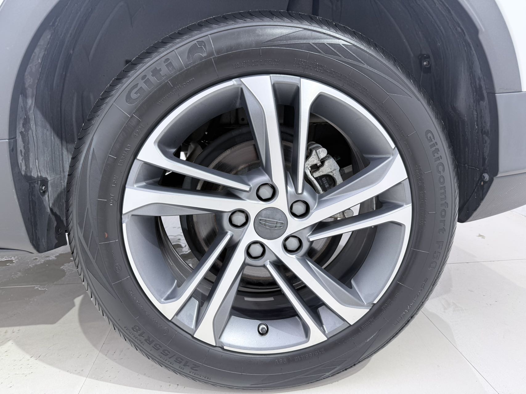 GEELY Coolray 2021 #14 GEELY Coolray 2021 car image #14