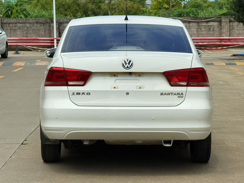Volkswagen Santana 2015 car image #8
