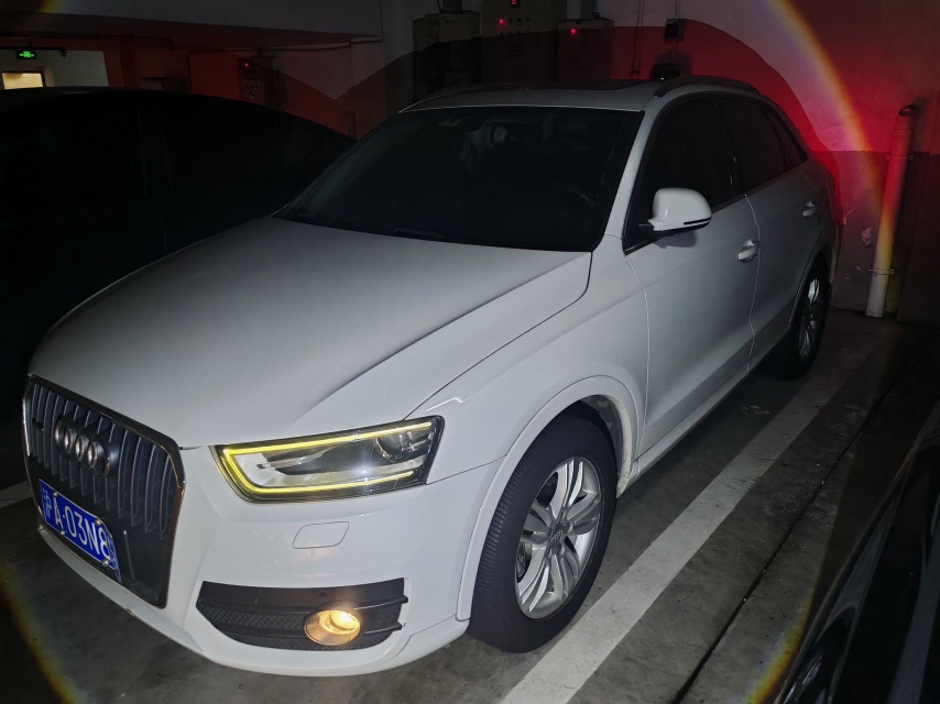 Audi Q3 2015 car image 
