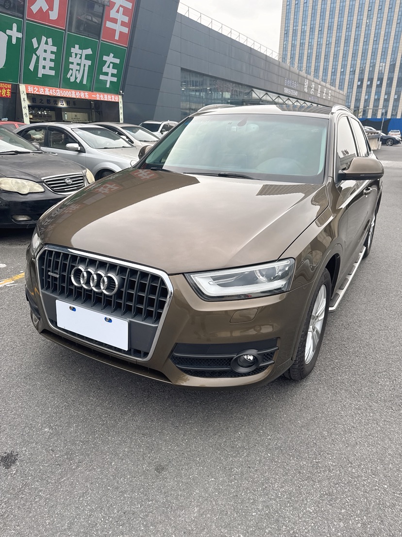 Audi Q3 2013 car image #2