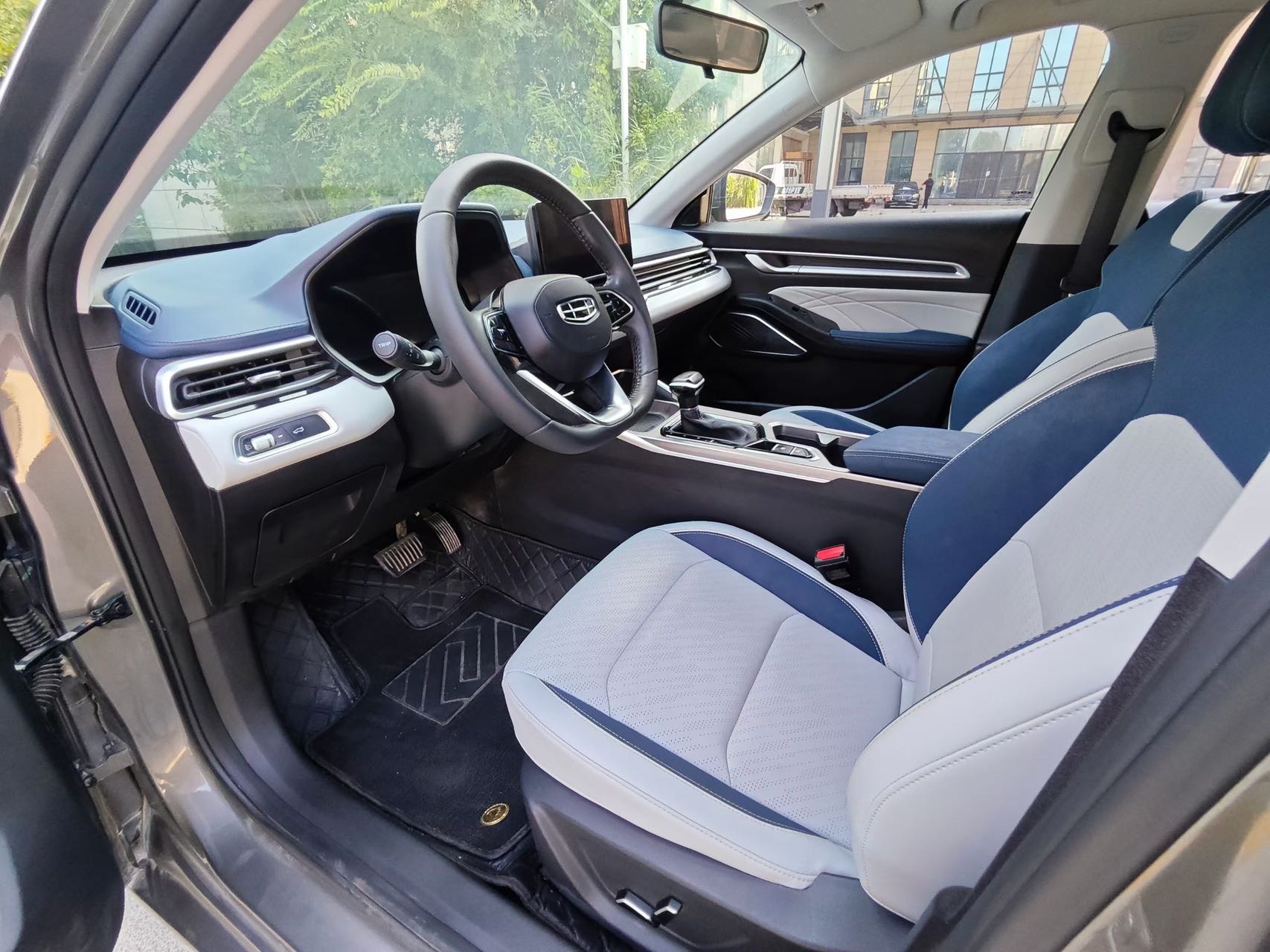 GEELY Emgrand 2023 car image #5