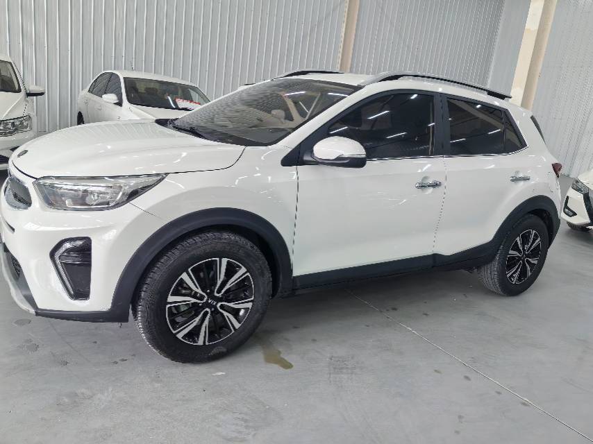 Kia KX1 2020 car image #2