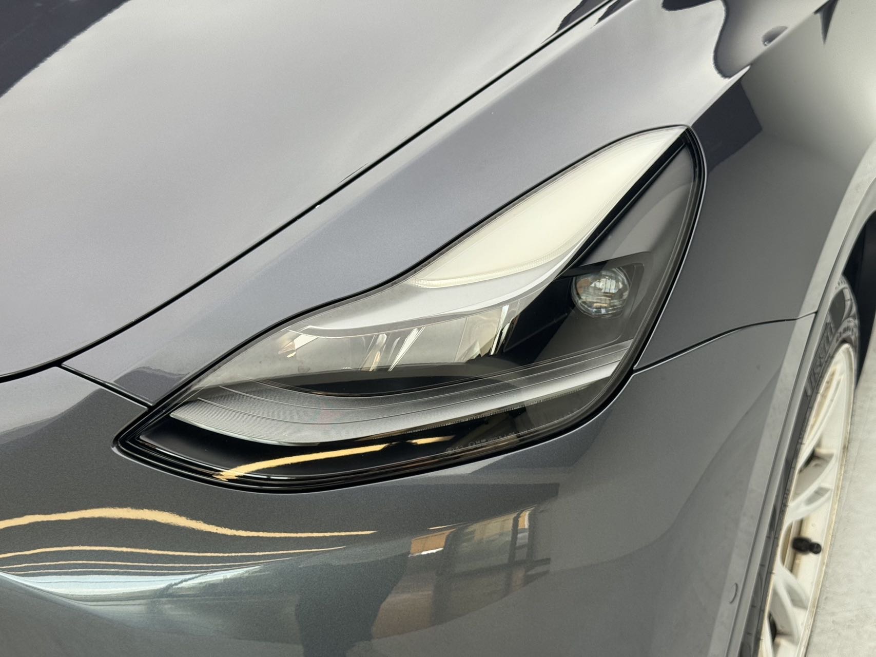 Tesla Model Y 2022 #18 Tesla Model Y 2022 car image #18