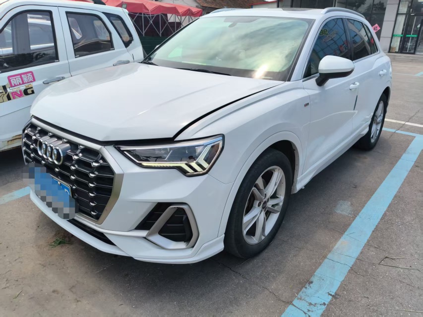 Audi Q3 2021 Audi Q3 2021 car image