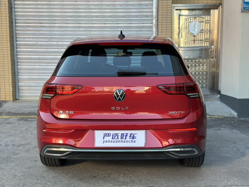 Volkswagen Golf 2021 #8 Volkswagen Golf 2021 صورة سيارة #8