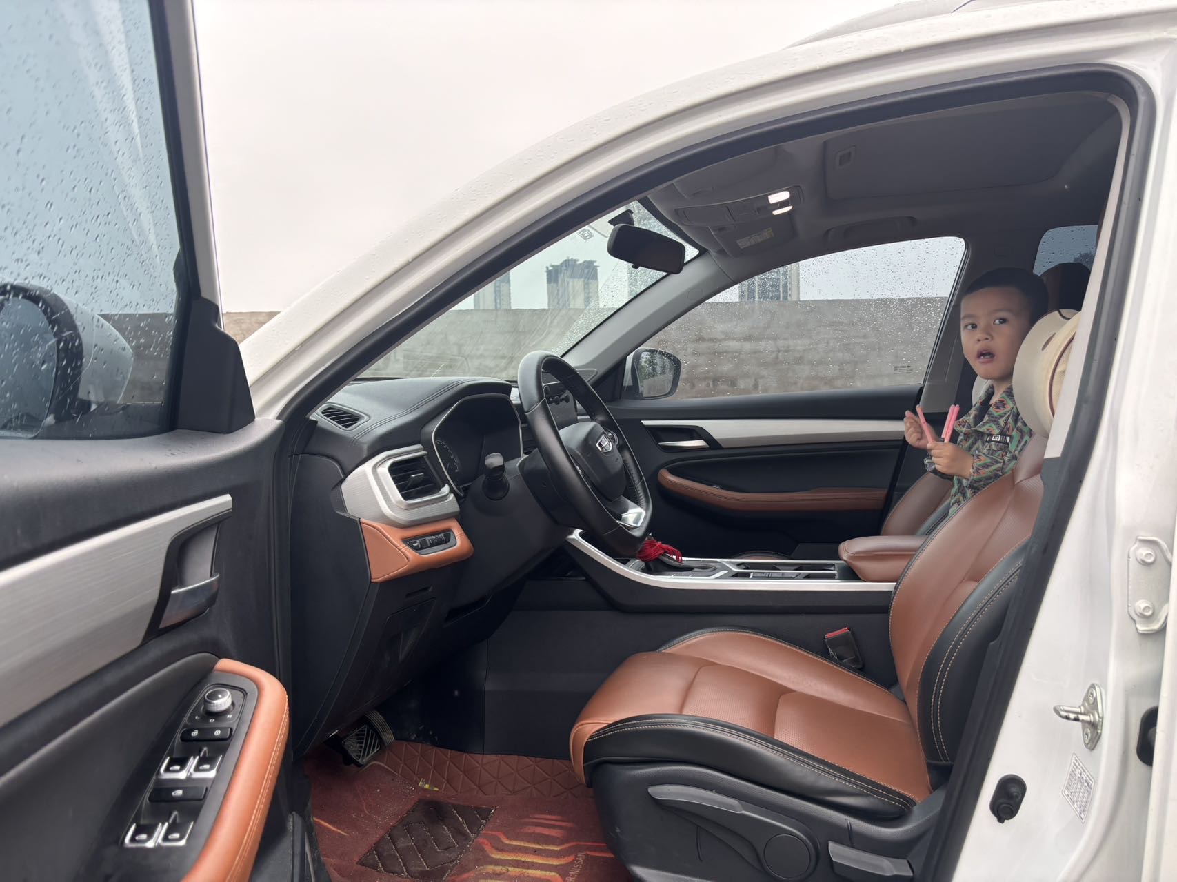 GEELY Vision X6 2020 car image #4