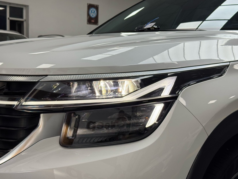 Kia Seltos 2024 car image #21