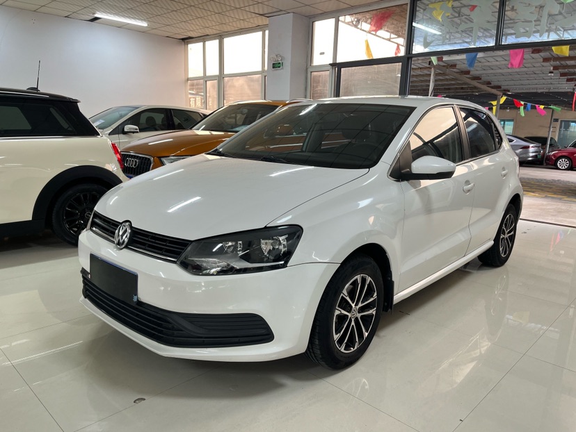 Volkswagen Polo 2016 Volkswagen Polo 2016 car image