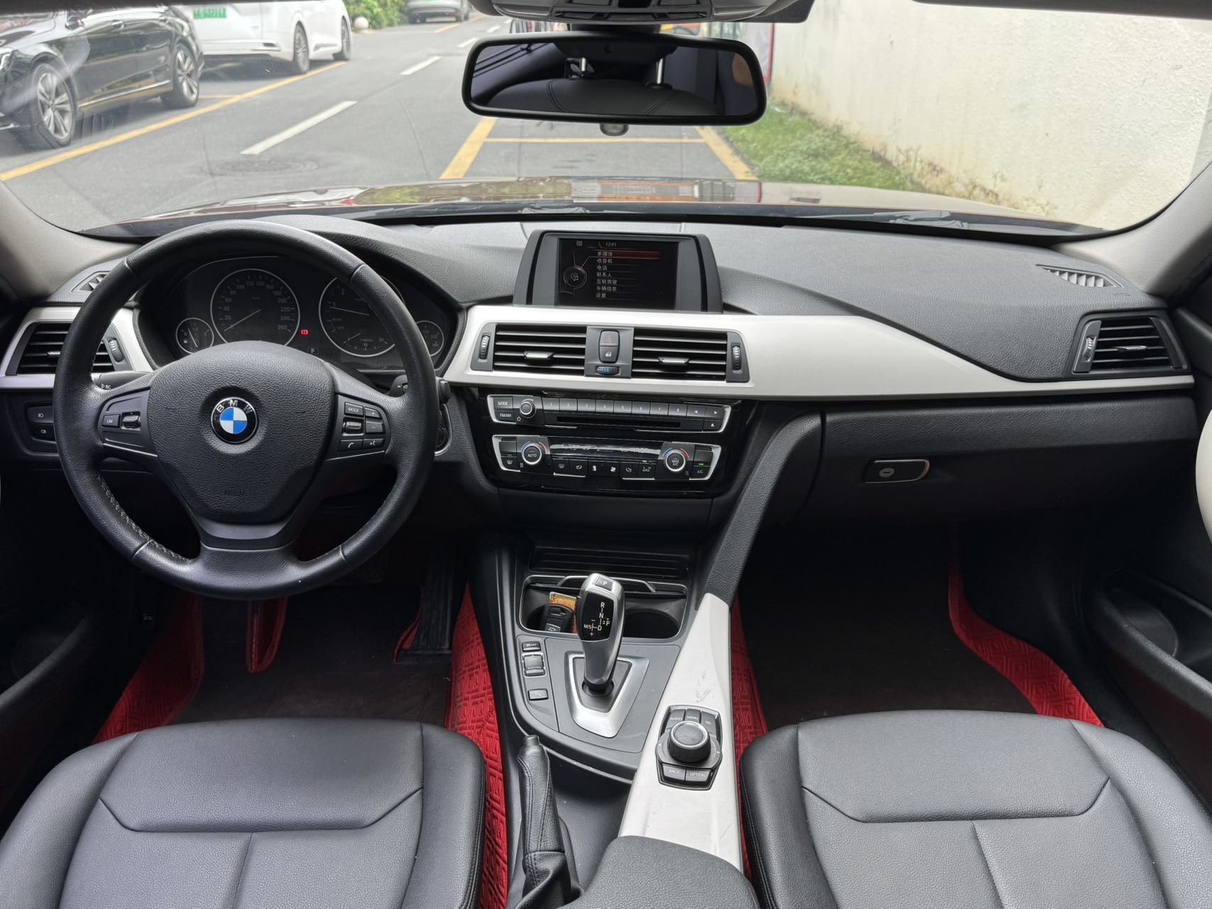 BMW 3 Series 2017 car image #9