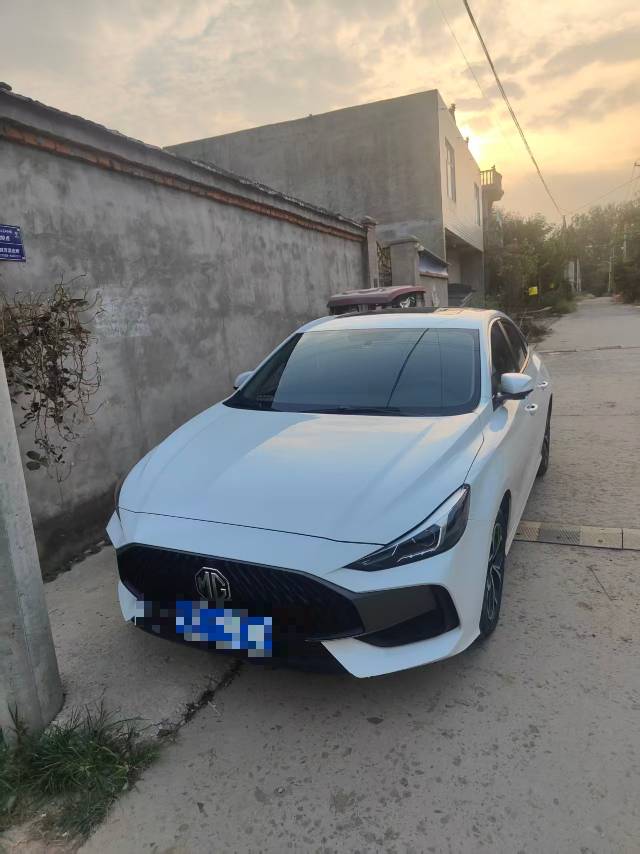 MG 5 2023 MG 5 2023 immagine di auto
