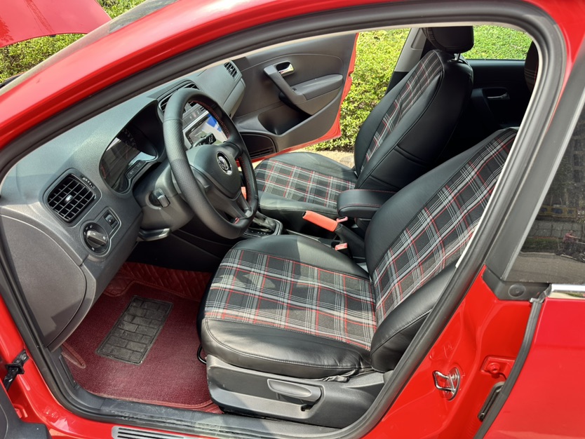 Volkswagen Polo 2018 car image #4