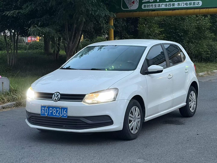 Volkswagen Polo 2017 car image #3