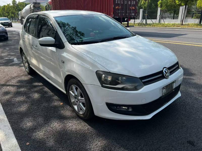 Volkswagen Polo 2013 #3 Volkswagen Polo 2013 car image #3