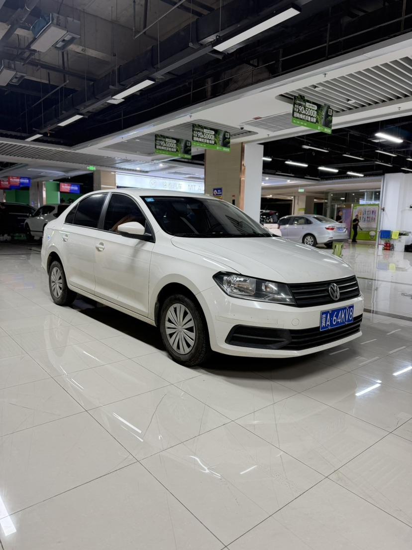 Volkswagen Santana 2022 car image #3