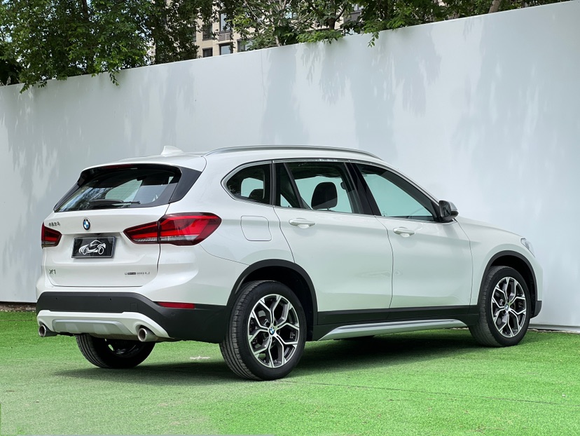 BMW X1 2022 car image #4