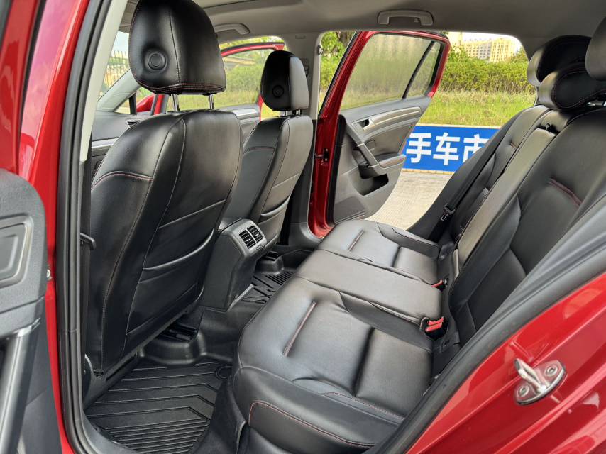 Volkswagen Golf 2016 car image #8