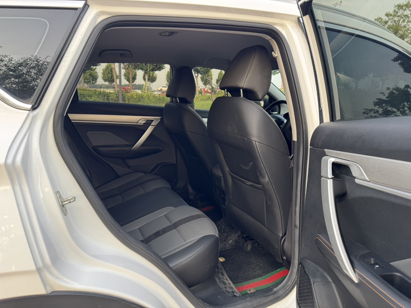 GEELY Coolray 2023 #12 GEELY Coolray 2023 car image #12