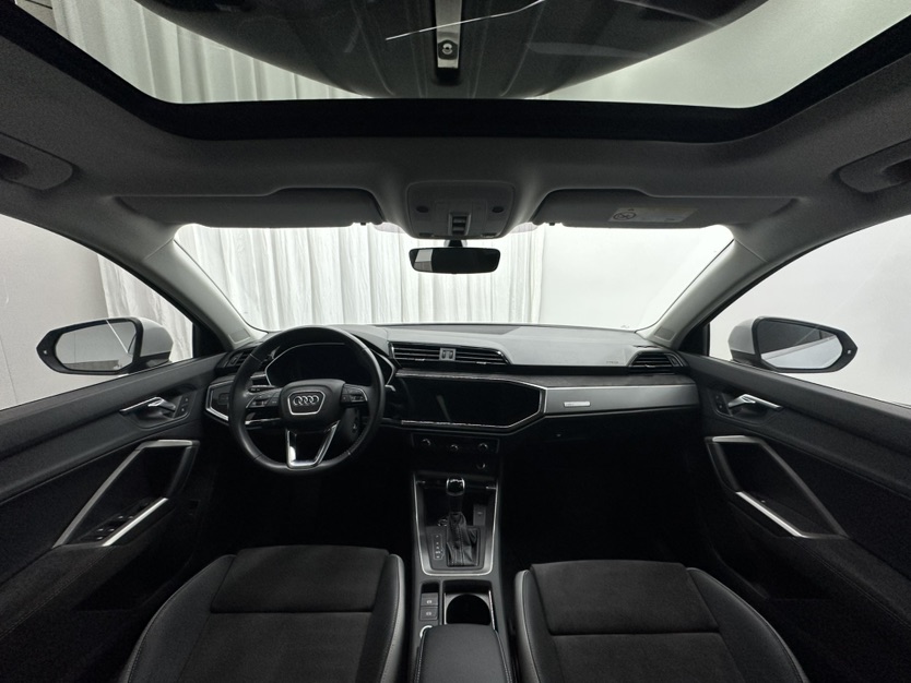Audi Q3 2022 #9 Audi Q3 2022 car image #9