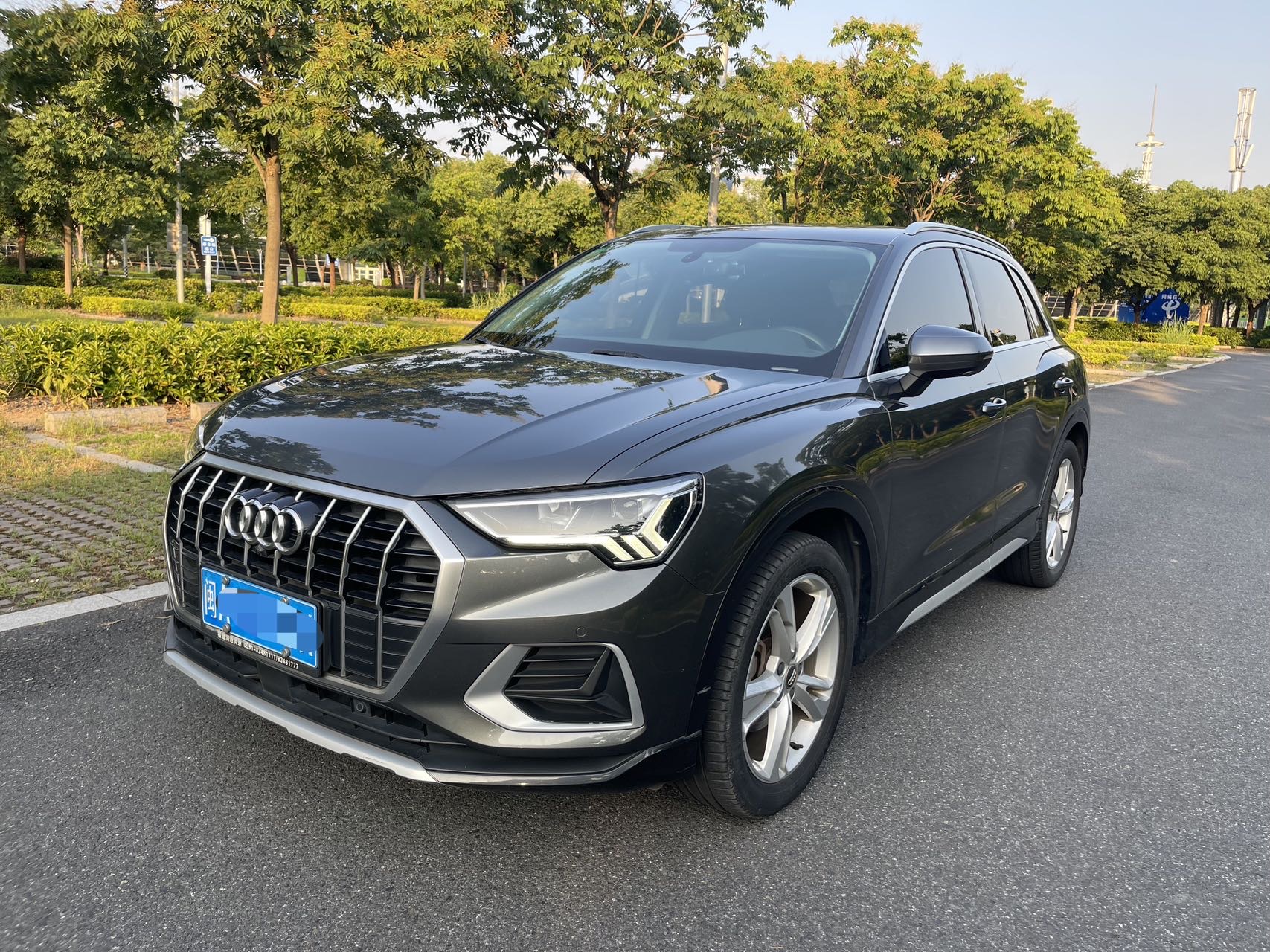 Audi Q3 2019 car image 