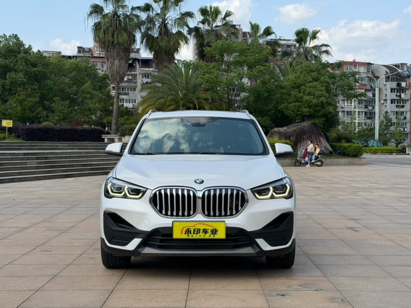 BMW X1 2020 car image #2