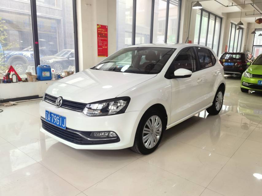 Volkswagen Polo 2017 car image 