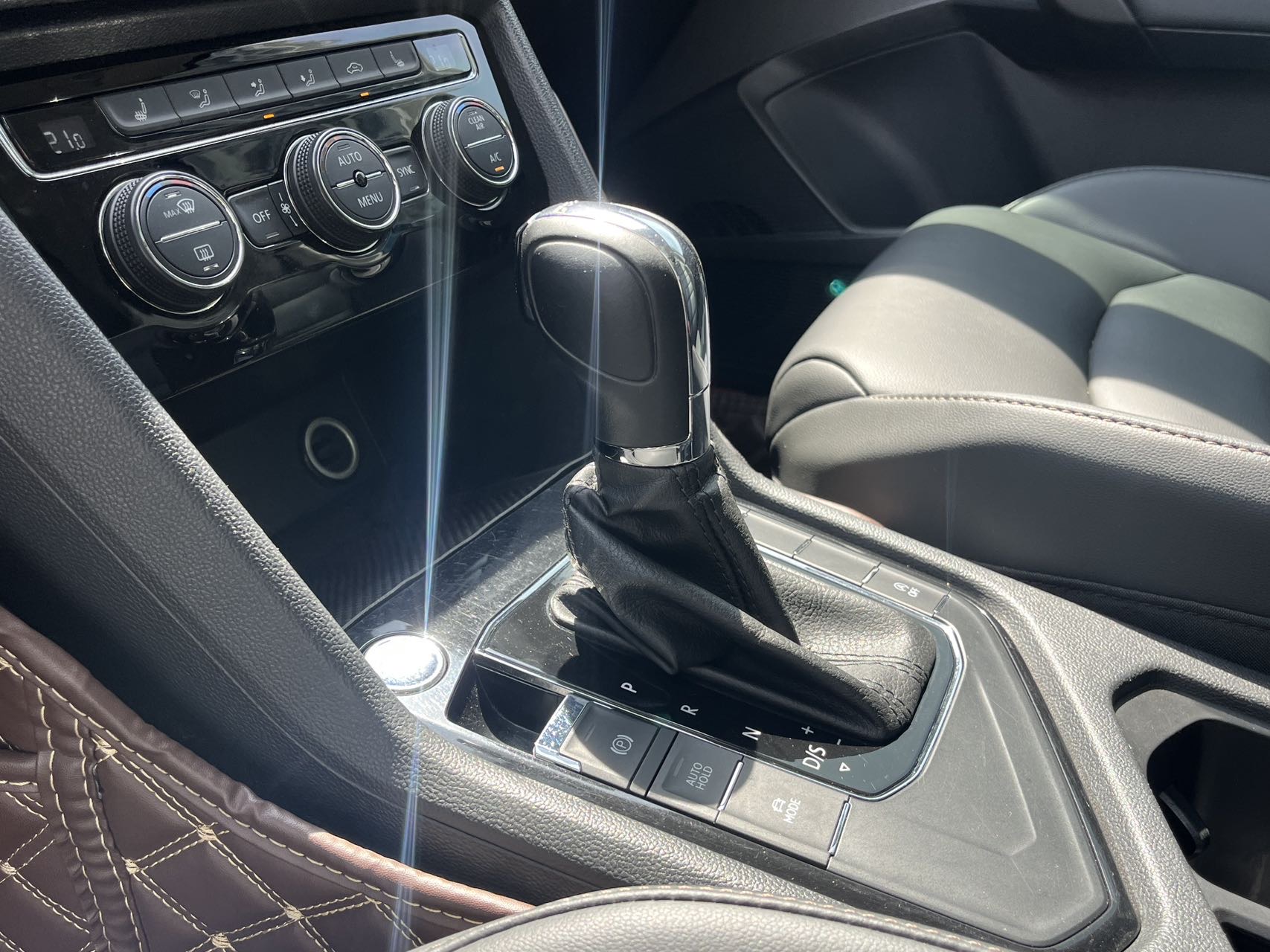 Volkswagen Tharu 2019 #15 Volkswagen Tharu 2019 car image #15