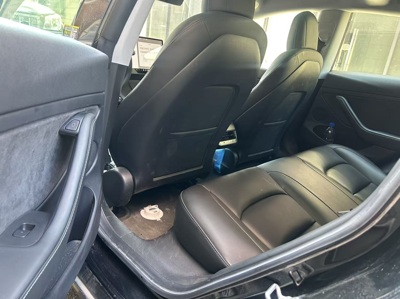 Tesla Model 3 2021 car image #3