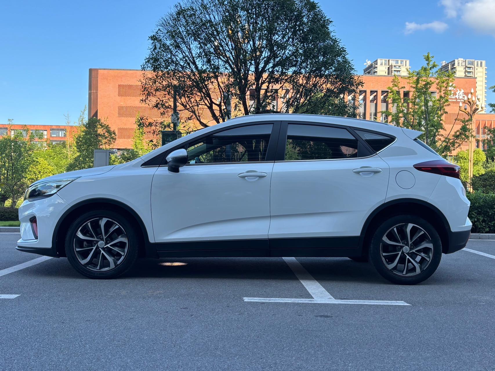 GEELY Emgrand GS 2018 #4 GEELY Emgrand GS 2018 car image #4